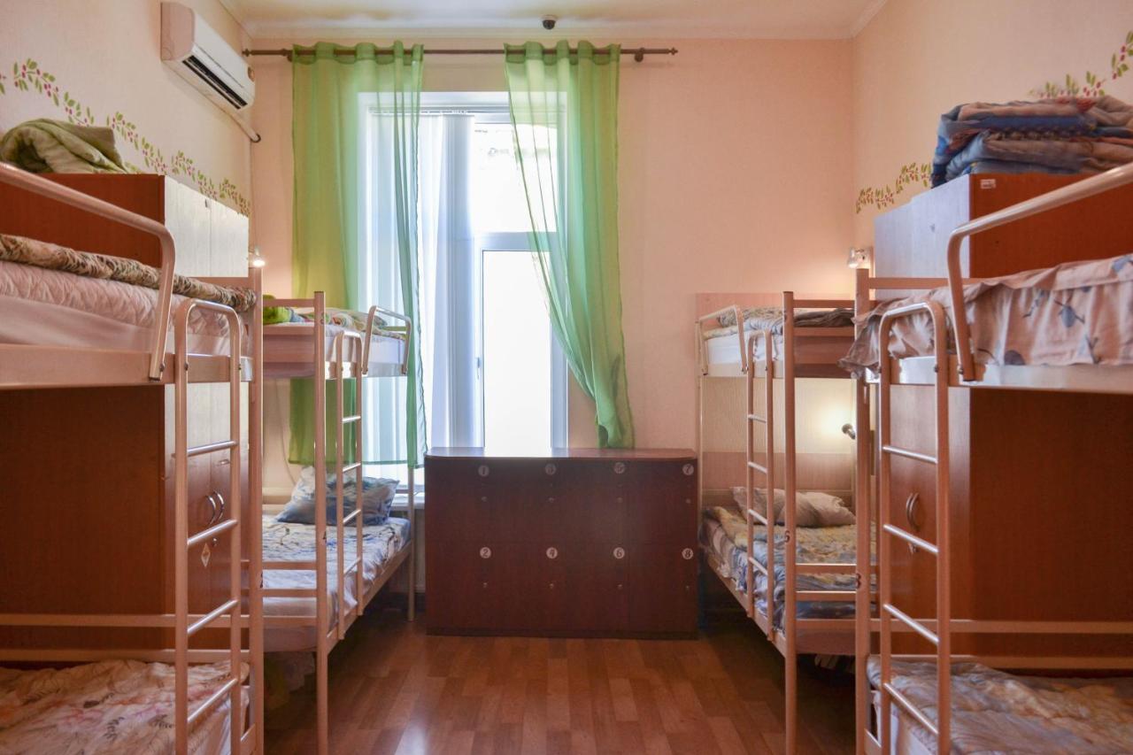 Vishnya Hostel Dnepropetrovsk Exterior foto
